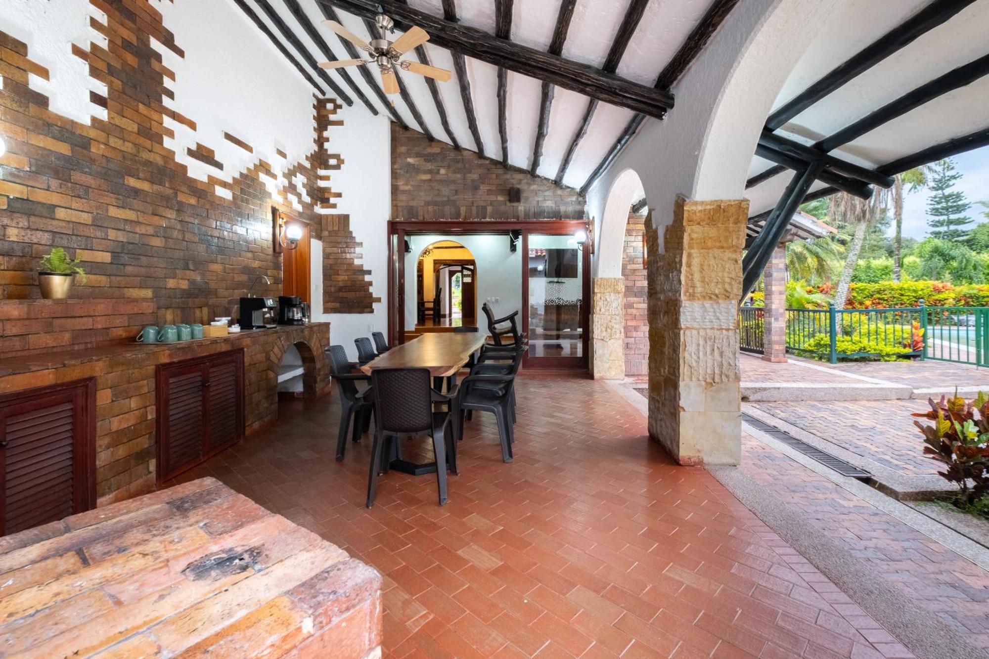 Hotel Chalet El Castillo By Majuva El Edén Dış mekan fotoğraf